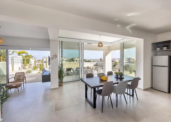 Hestia Seaside A6 Protaras