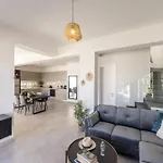 فيلة Hestia Seaside A6 بروتاراس