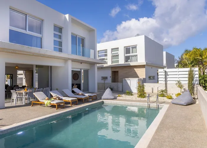 Villa Hestia Seaside A6 *