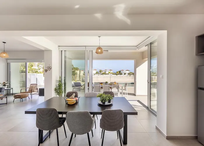 ヴィラ Hestia Seaside A6 *